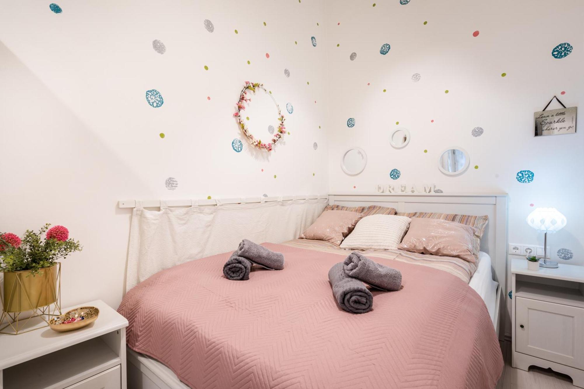Triangle - Free Parking! Apartamento