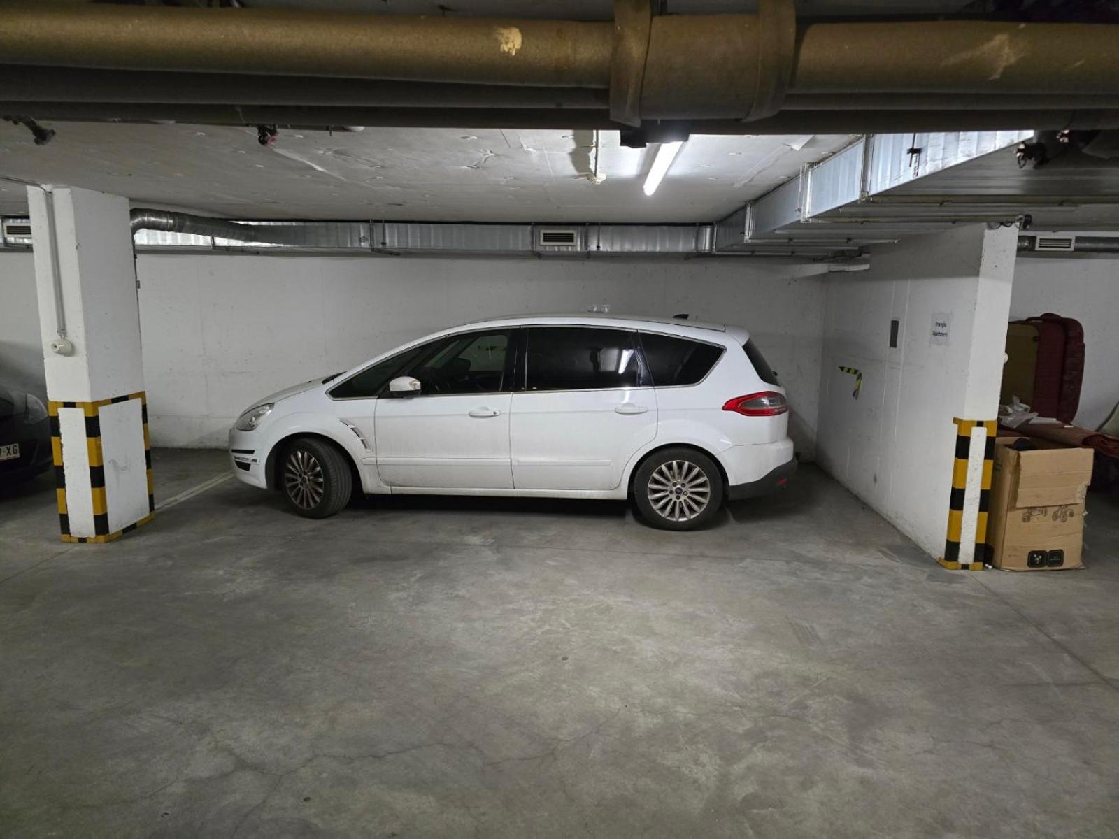 Triangle - Free Parking! Lejlighed